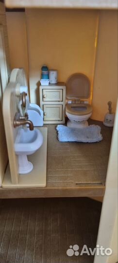 Sylvanian Families Дом со светом+Семья зайцев