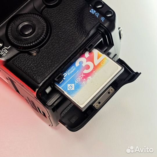 Фотоаппарат Canon 5D mark ii 2 body