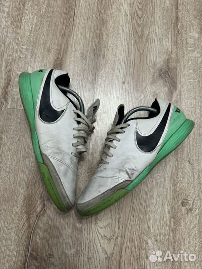 Футзалки Nike Tiempo legend