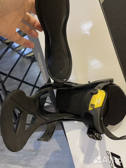 Крепления для сноуборда burton custom