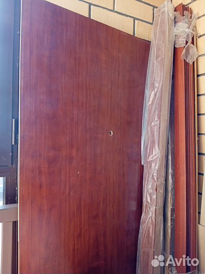 Дверная панель и доборы с наличниками