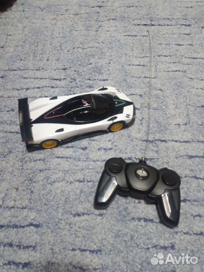 Машинка на радиоуправлении