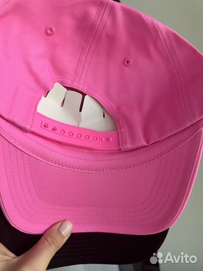 Кепка New Balance новая оригинал розовая и черная