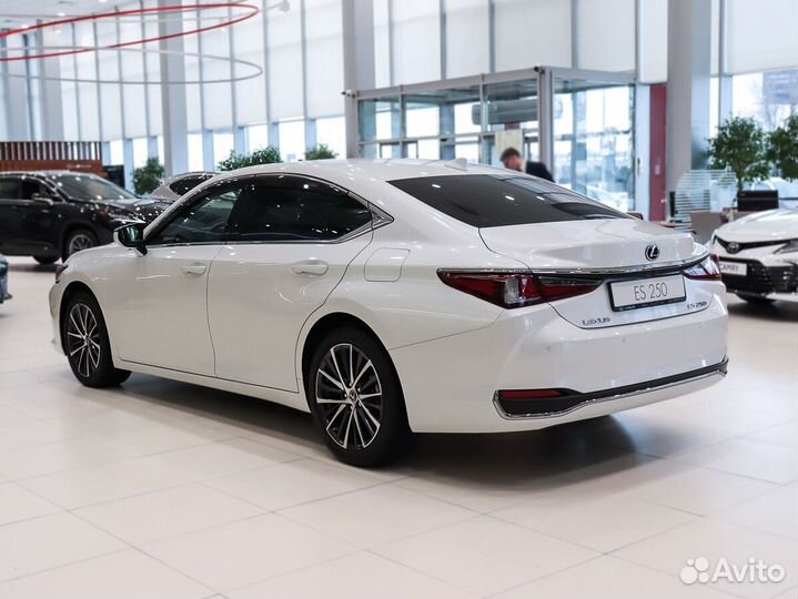 Lexus ES 2.0 CVT, 2022