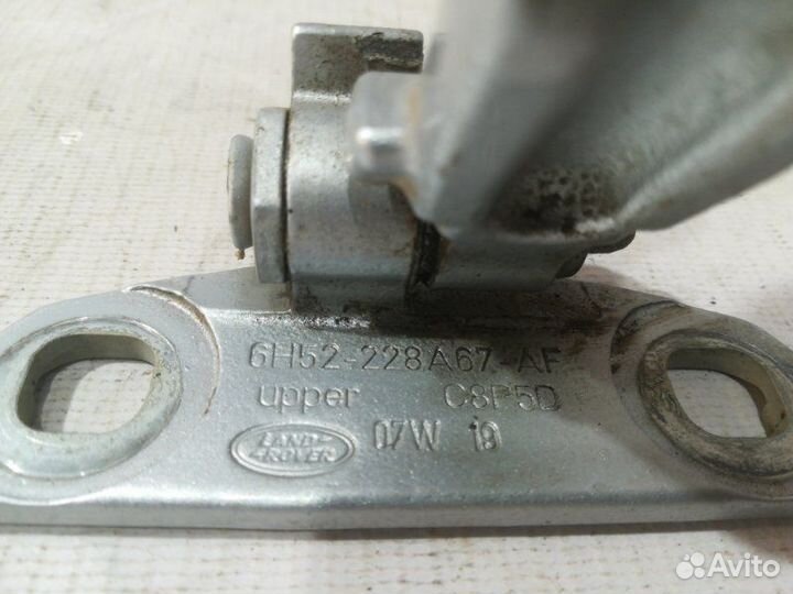 Петля двери Freelander 2 задняя левая верхняя