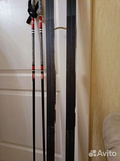 Беговые лыжи и ботинки