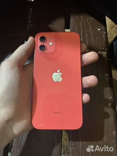 Телефон iPhone 12 64 gb