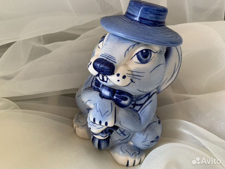 Фигурка фарфоровая Зайчик Гжель 15 см