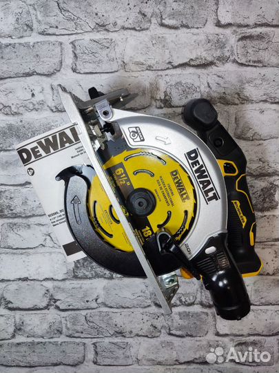 Пила Dewalt DCS 565 (Америка)