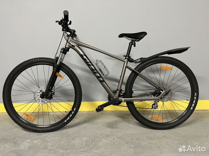 Велосипед Giant Talon 29 4 новый