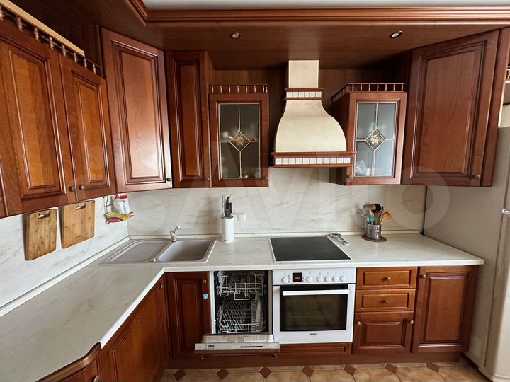 3-к. квартира, 83,7 м², 9/17 эт.