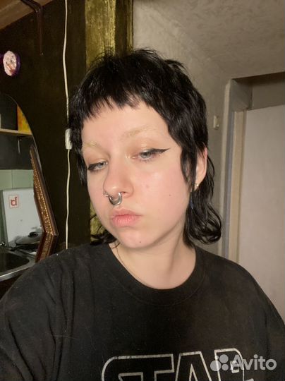 Продавец консультант одежды