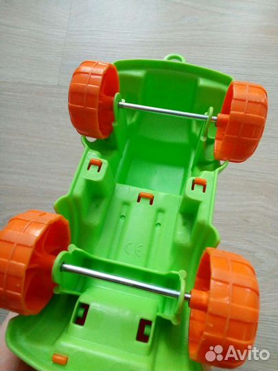 Машинка для малышей