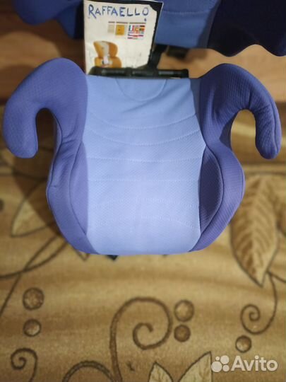 Автомобильное детское кресло