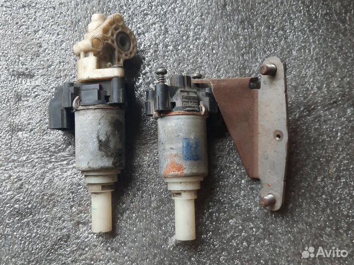 Моторчик регулировки сидений Toyota Lexus