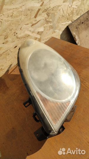Фара левая Ниссан Ноут Nissan Note
