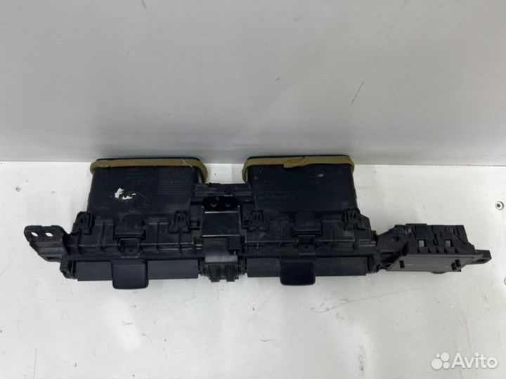 Воздуховод центральный Toyota Corolla E180/E181