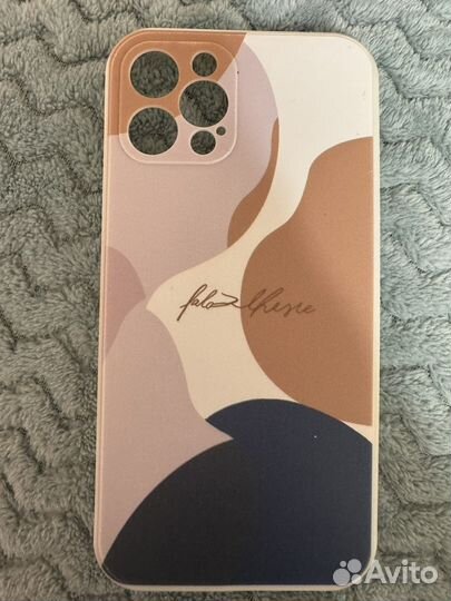 Чехлы на iPhone