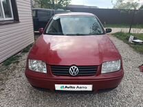 Volkswagen Bora 1.6 MT, 2002, 321 000 км, с пробегом, цена 310 000 руб.