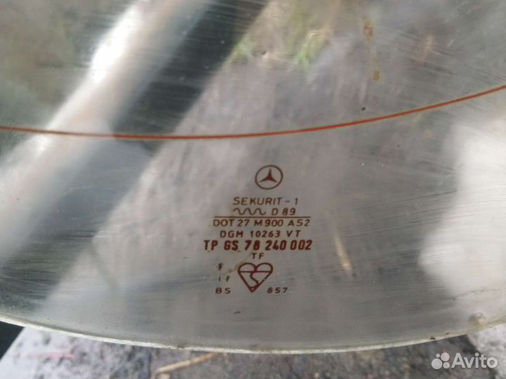 Заднее стекло на Мерседес W123 купе