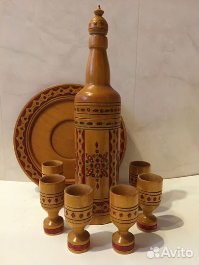 Набор деревянный графин с рюмочками на подносе