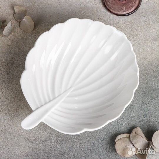 Салатник фарфоровый Magistro «Бланш. Лист», d24,5