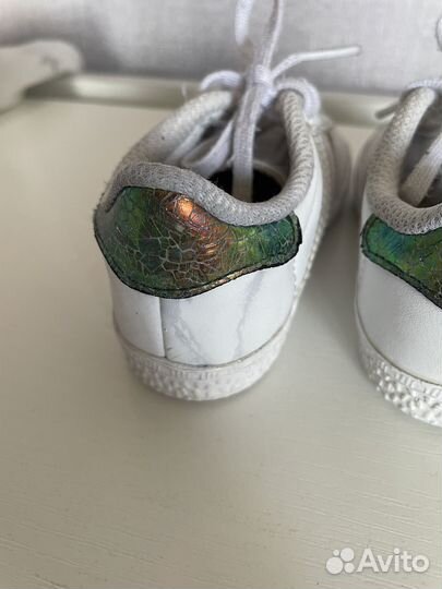 Кроссовки adidas 20