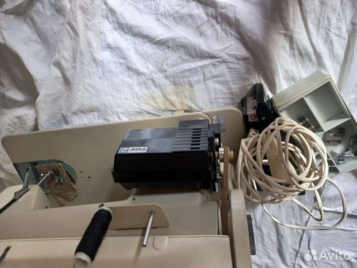 Швейная машинка radom 466