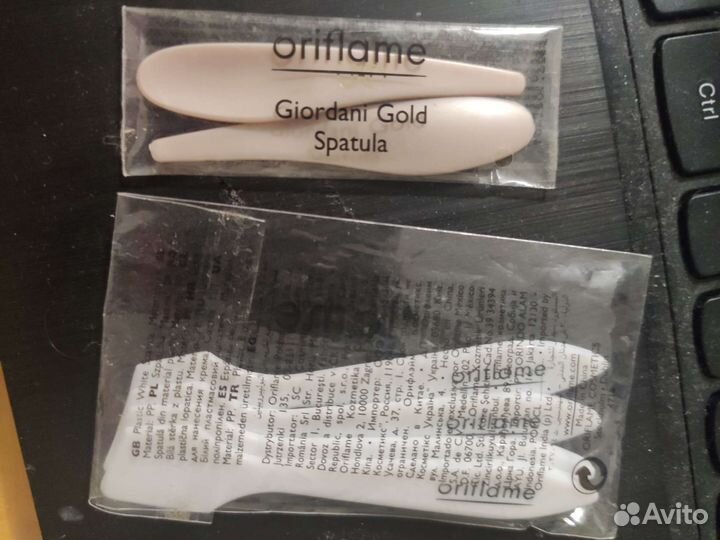 Дорожный набор ёмкостей, лопаточки для кремов