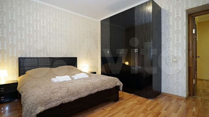 3-к. квартира, 100 м², 3/10 эт.