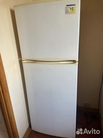 Холодильник бу Samsung