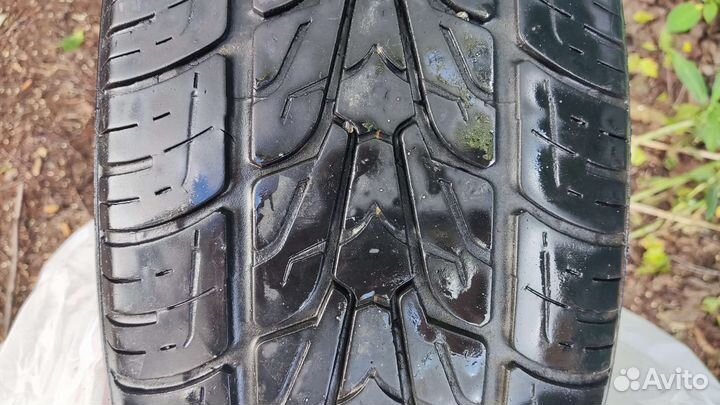 Nexen Roadian HP 215/65 R16