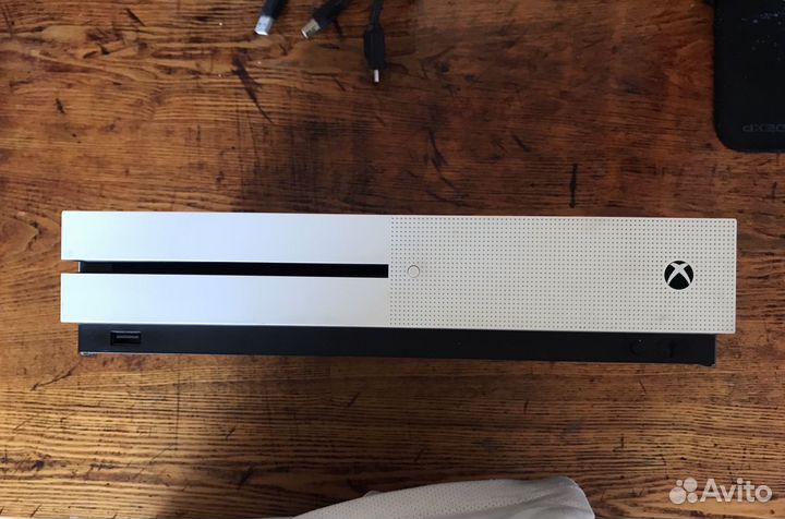 Xbox One s