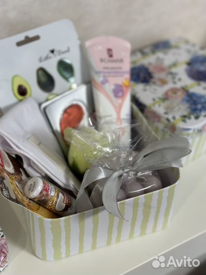 Подарок, подарочный бокс