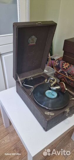 Патефон Коломенского патефонного завода 1935 год 2