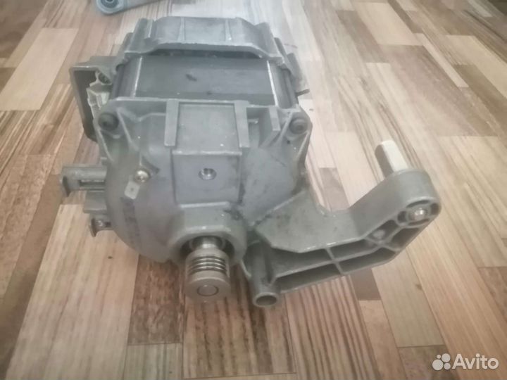Двигататель стиральной машины