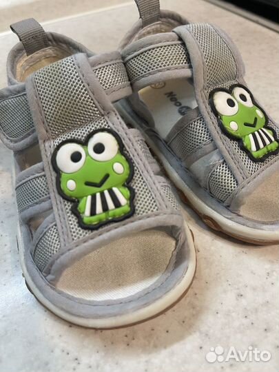 Сандали детские размер 22