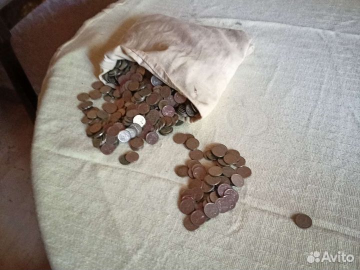 Монетки по 1 копейки