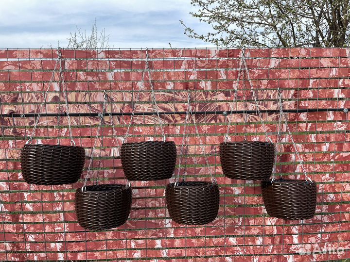 Подвесное кашпо из полиротанга