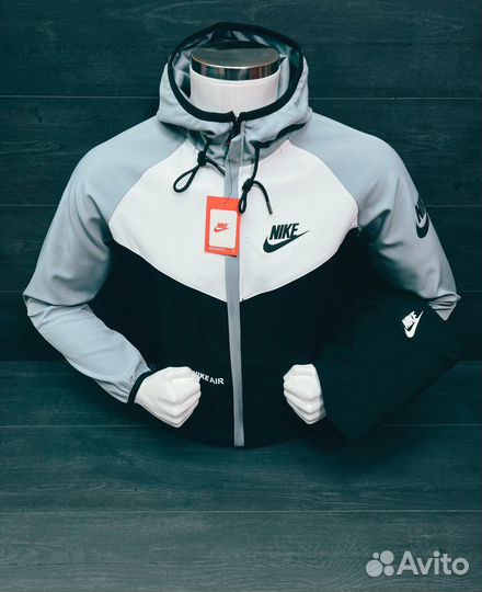 Спортивный костюм Nike