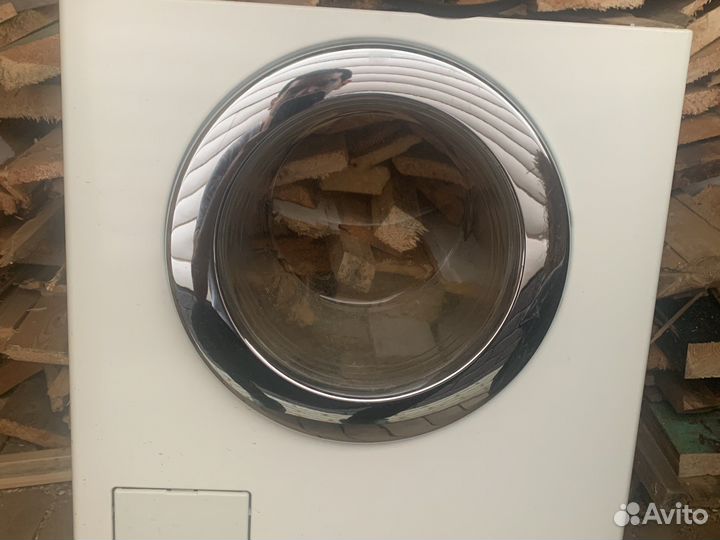 Фасад стиральной машины с дверью miele