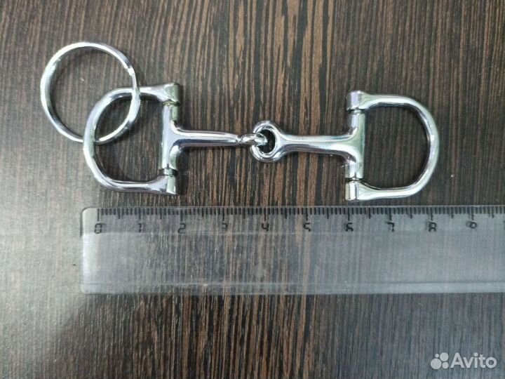 Брелок трензель