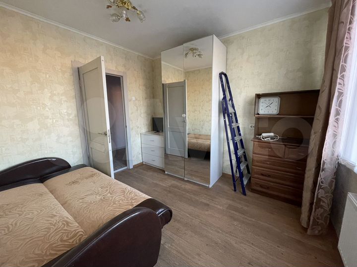 2-к. квартира, 50 м², 8/9 эт.