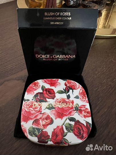 Dolce&Gabbana румяна 500 Apricot