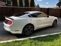 Ford Mustang 2.3 AT, 2019, 48 000 км, с пробегом, цена 2 890 000 руб.