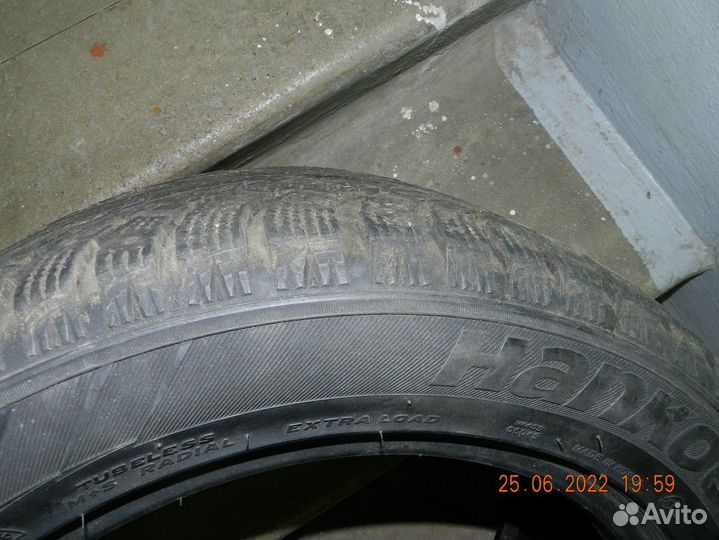 Hankook Winter I'Pike 215/55 R16