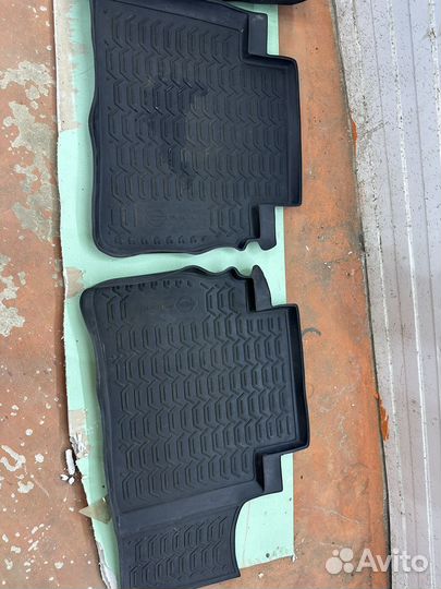 Резиновый коврики в салон nissan murano z51