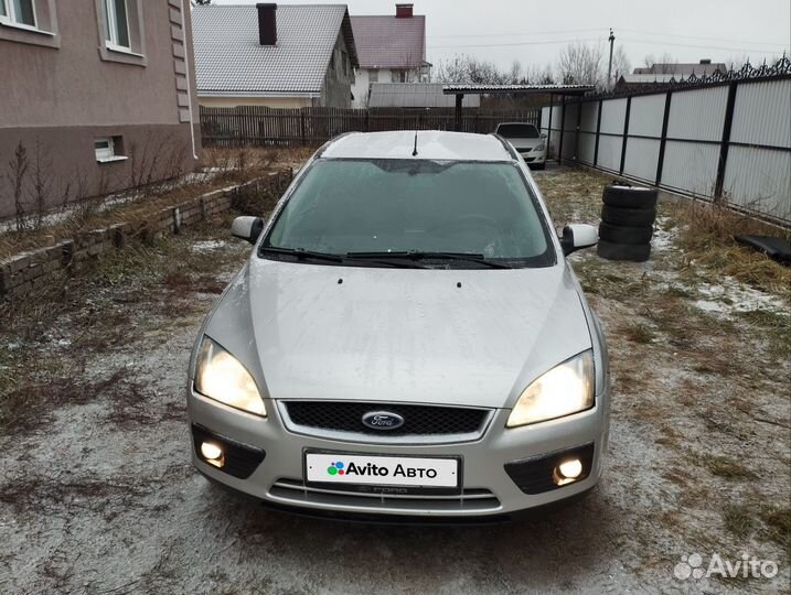 Ford Focus 1.6 МТ, 2006, 50 000 км