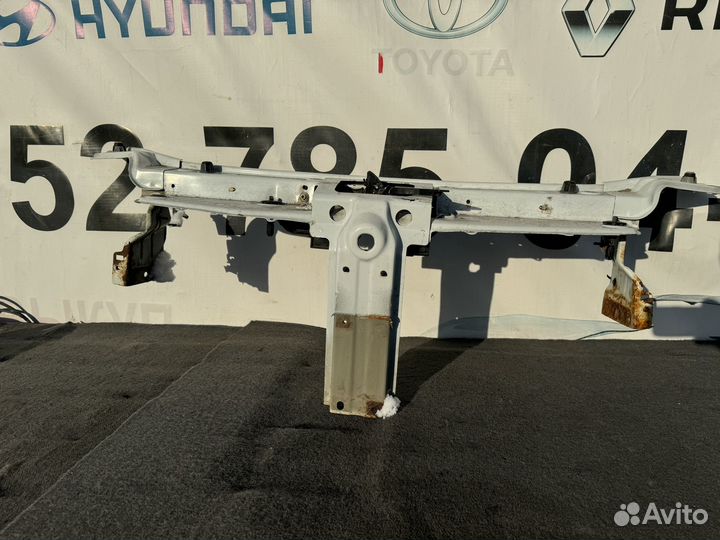 Телевизор Renault Logan 2