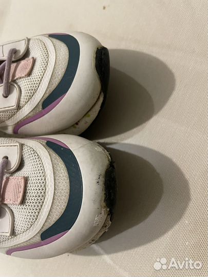 Кроссовки Zara 32